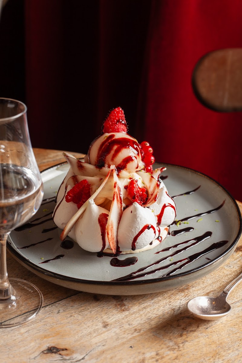 La Robe Et Le Palais-2